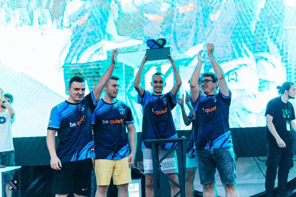 Trophy stage